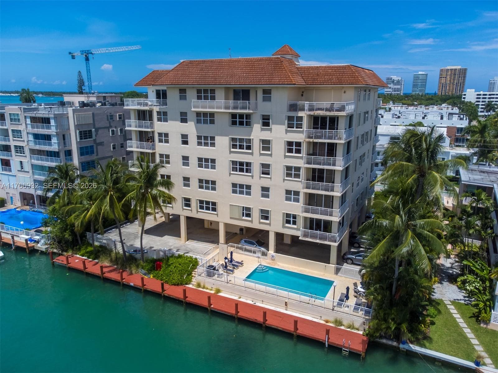 10140 W Bay Harbor Dr 502B photo 1