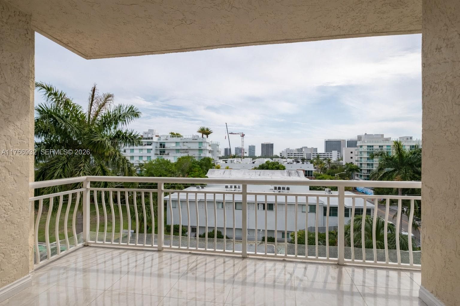 10140 W Bay Harbor Dr 502B photo 15