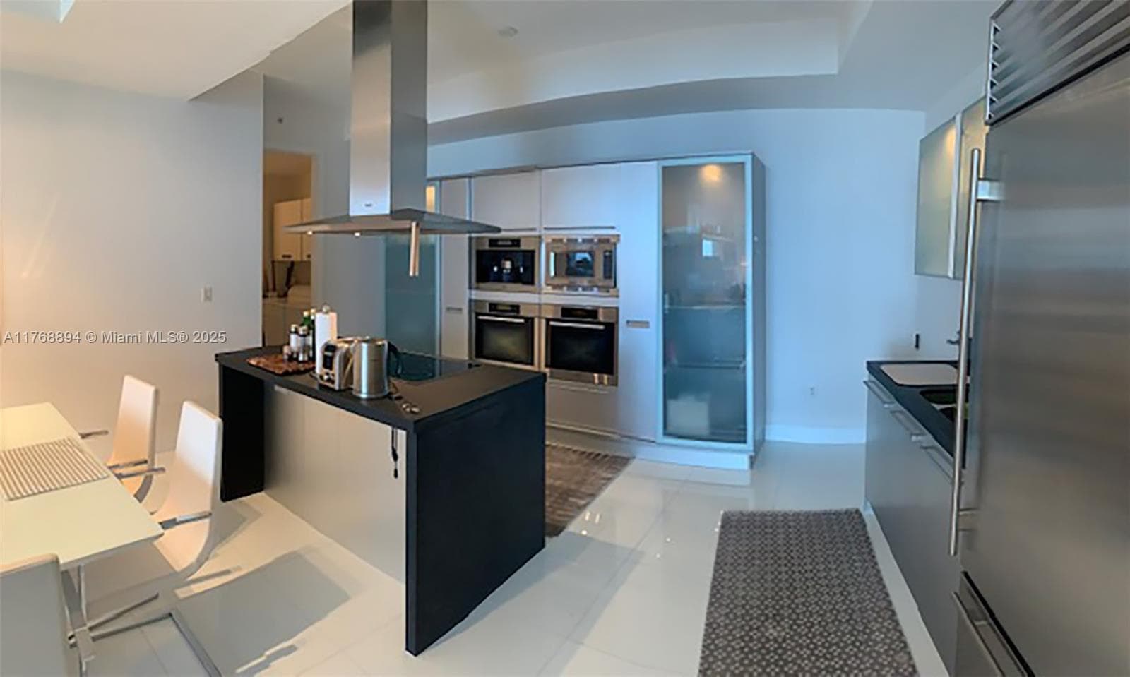 18201 Collins Ave 3906 photo 25
