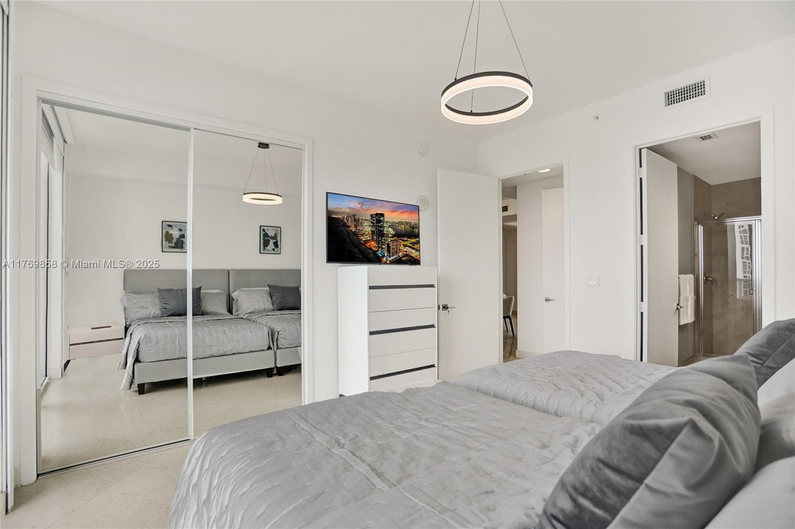 18101 Collins Ave 3504 photo 13