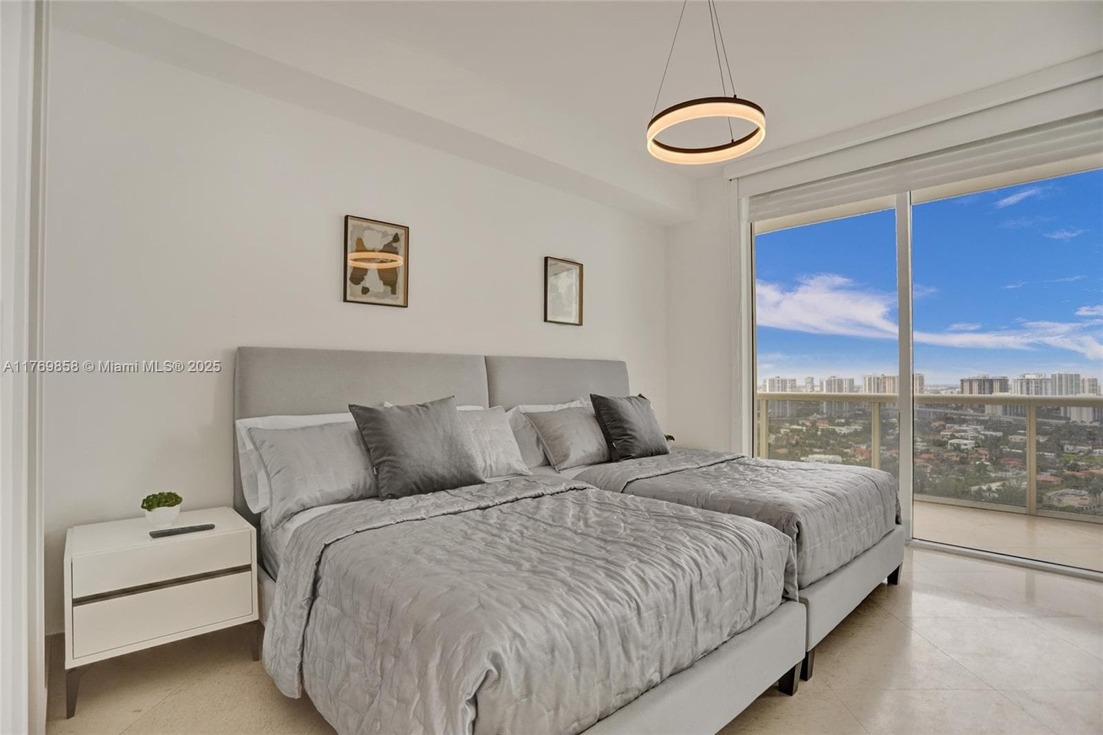 18101 Collins Ave 3504 photo 8