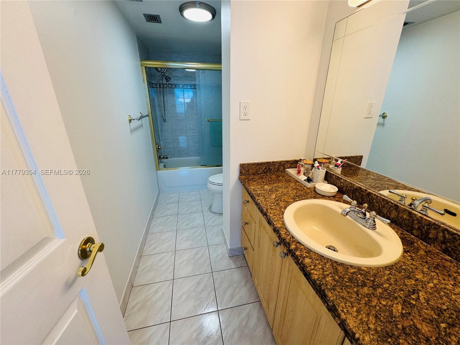 18071 Biscayne Blvd 1503 photo 21