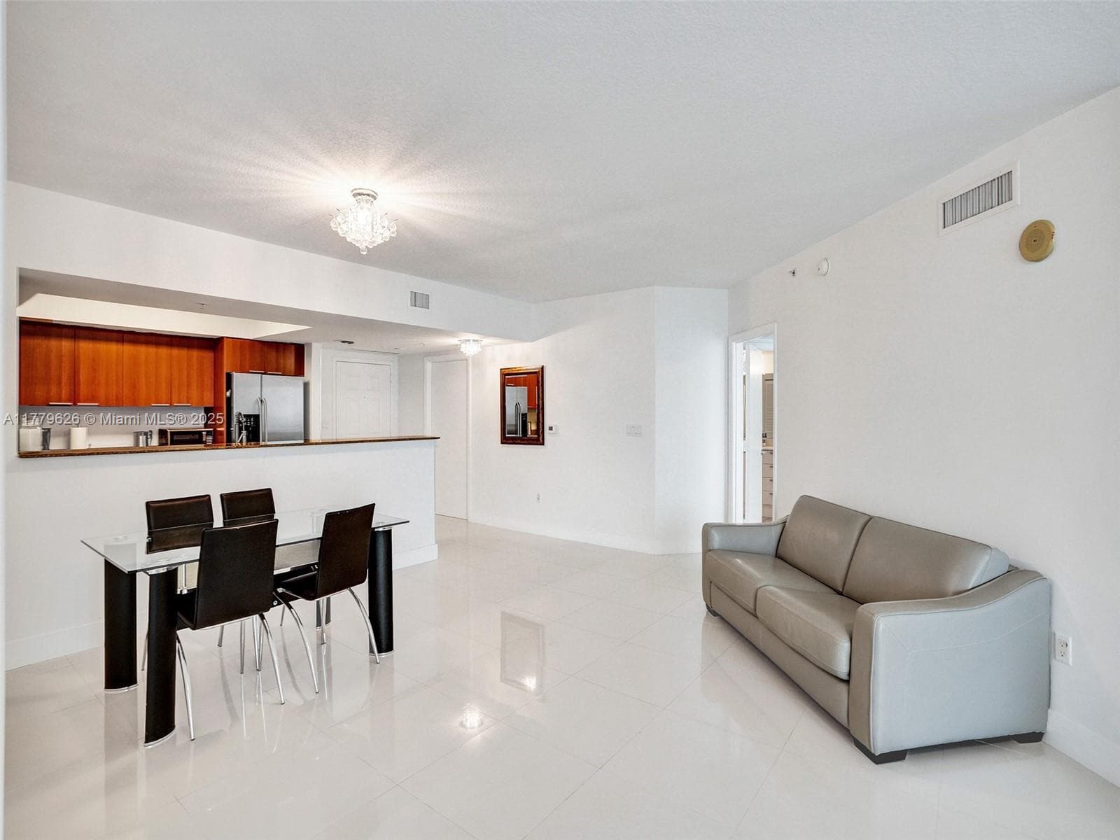 16699 Collins Ave 2305 photo 17