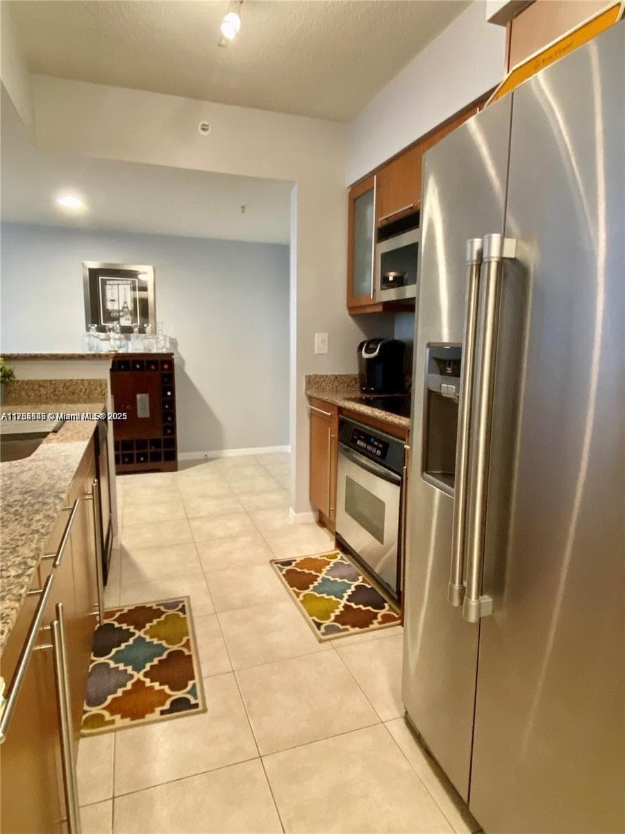 2080 S Ocean Dr 707 photo 16