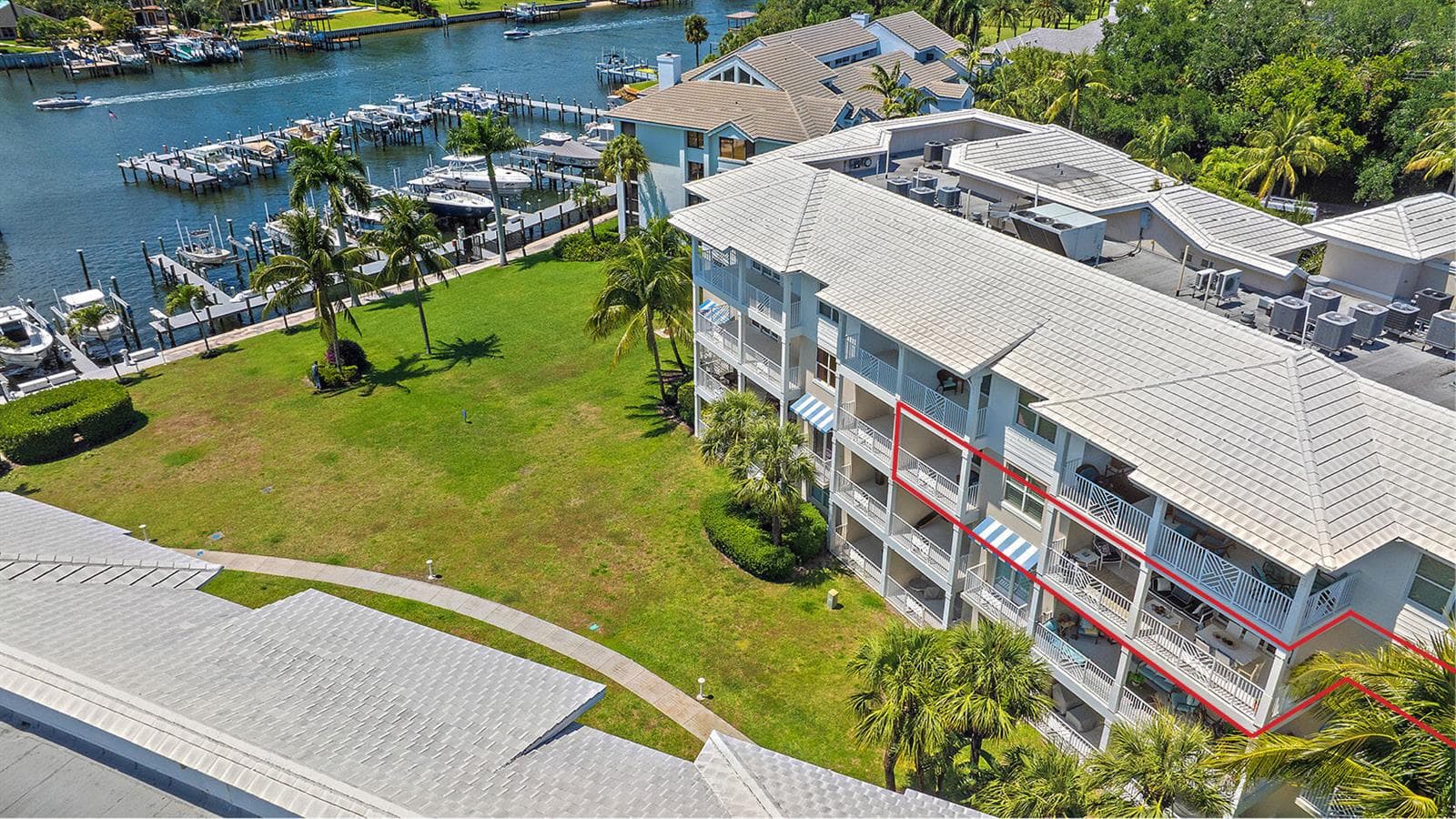 432 Bay Colony Drive N photo 1