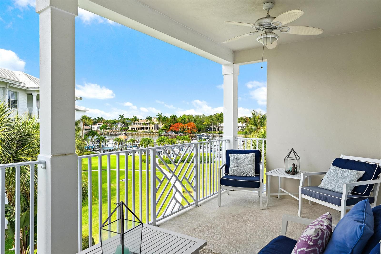 432 Bay Colony Drive N photo 11