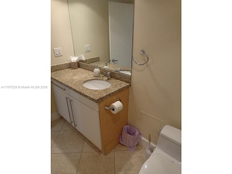 2301 COLLINS AV 1221 (Available JULY 20) photo 22