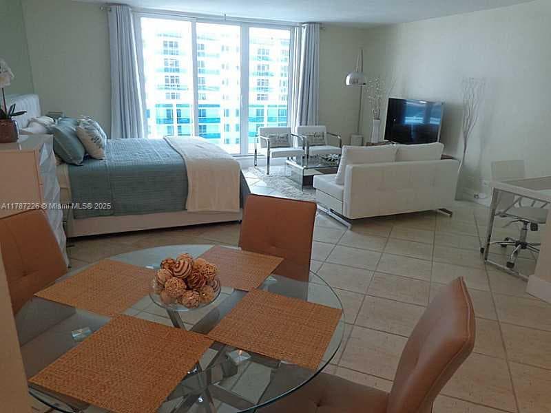 2301 COLLINS AV 1221 (Available JULY 20) photo 9