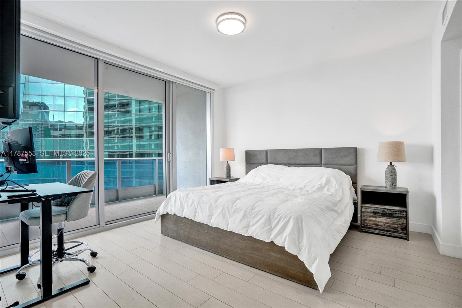 200 Biscayne Boulevard Way 3211 photo 12