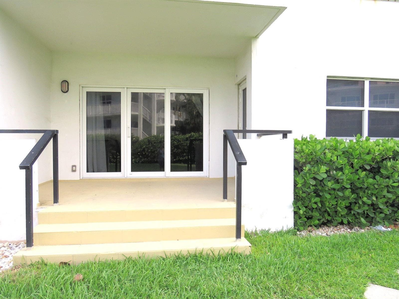 1500 S Ocean Boulevard 102 photo 11