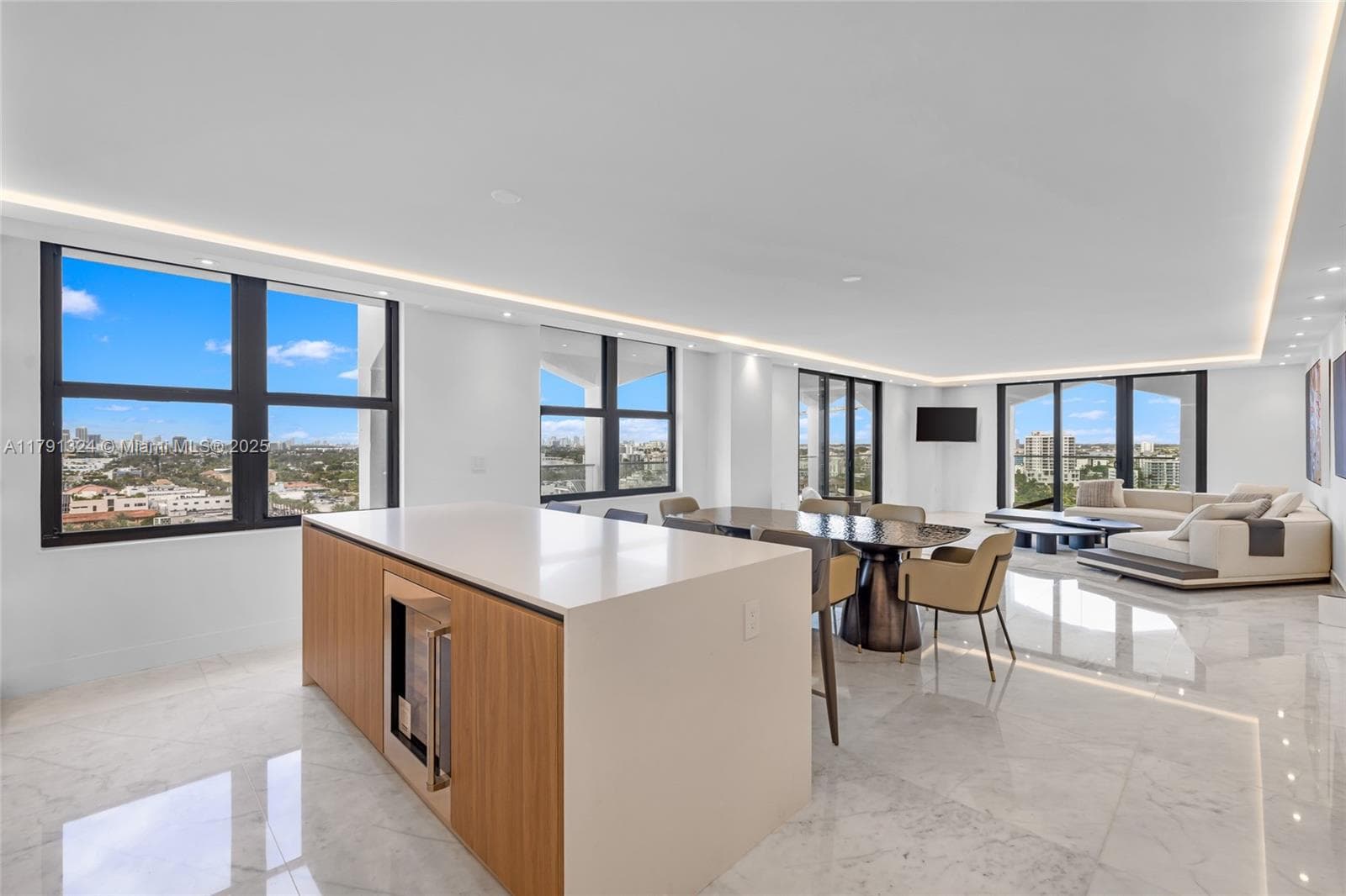 9801 Collins Ave 17R photo 7