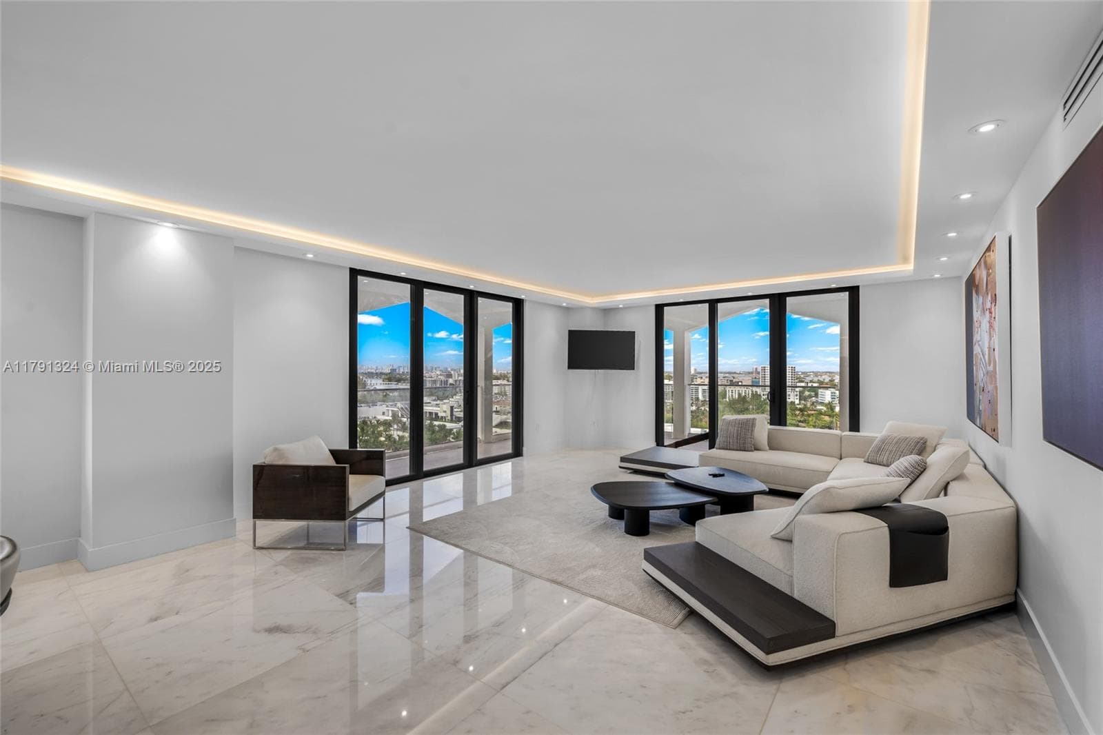 9801 Collins Ave 17R photo 9