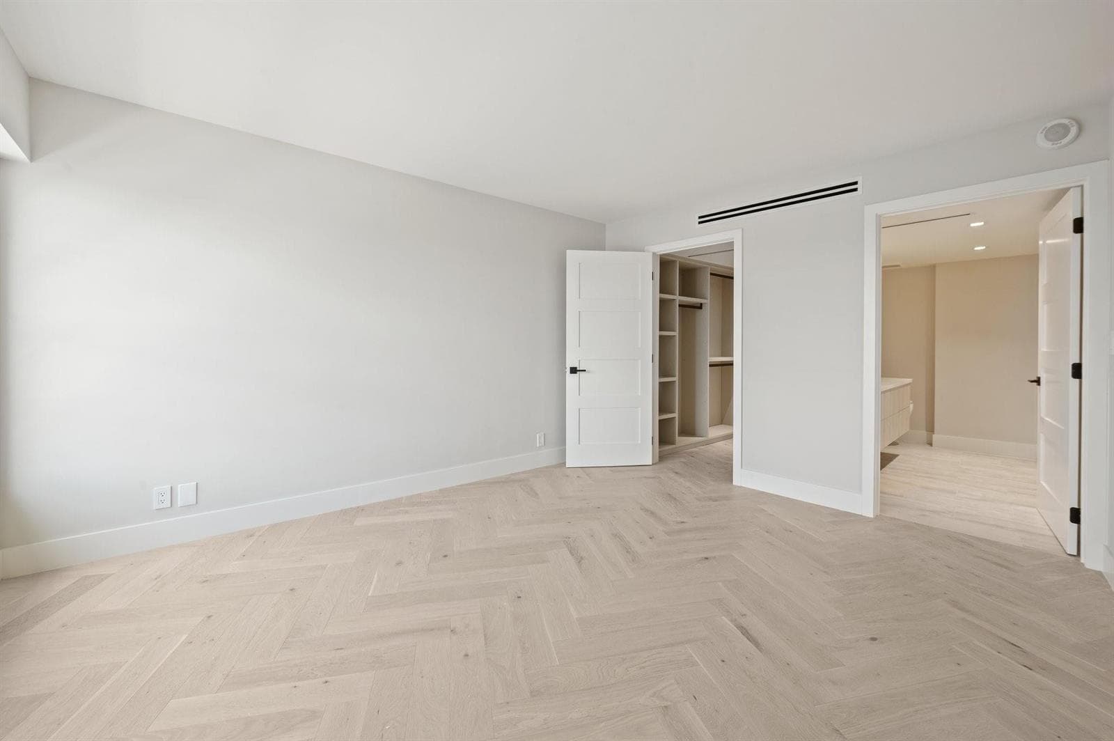 5100 Dupont Boulevard C3 photo 15