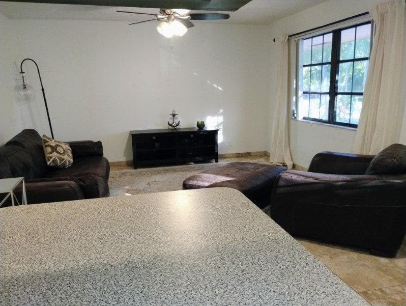 1827 Middle River Drive 4 photo 7