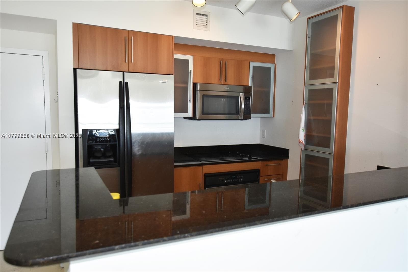 325 S Biscayne Blvd 3822 photo 6