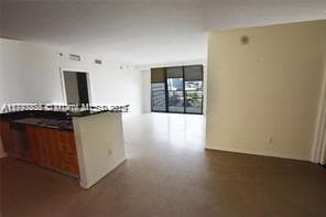 325 S Biscayne Blvd 3822 photo 7