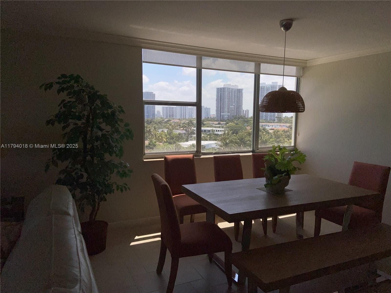 3180 S Ocean Dr 716 photo 3