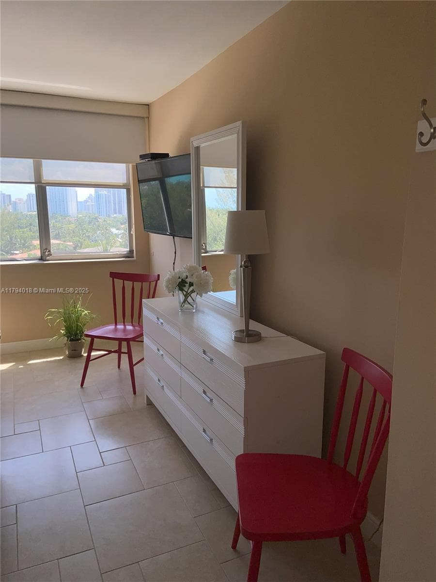 3180 S Ocean Dr 716 photo 15