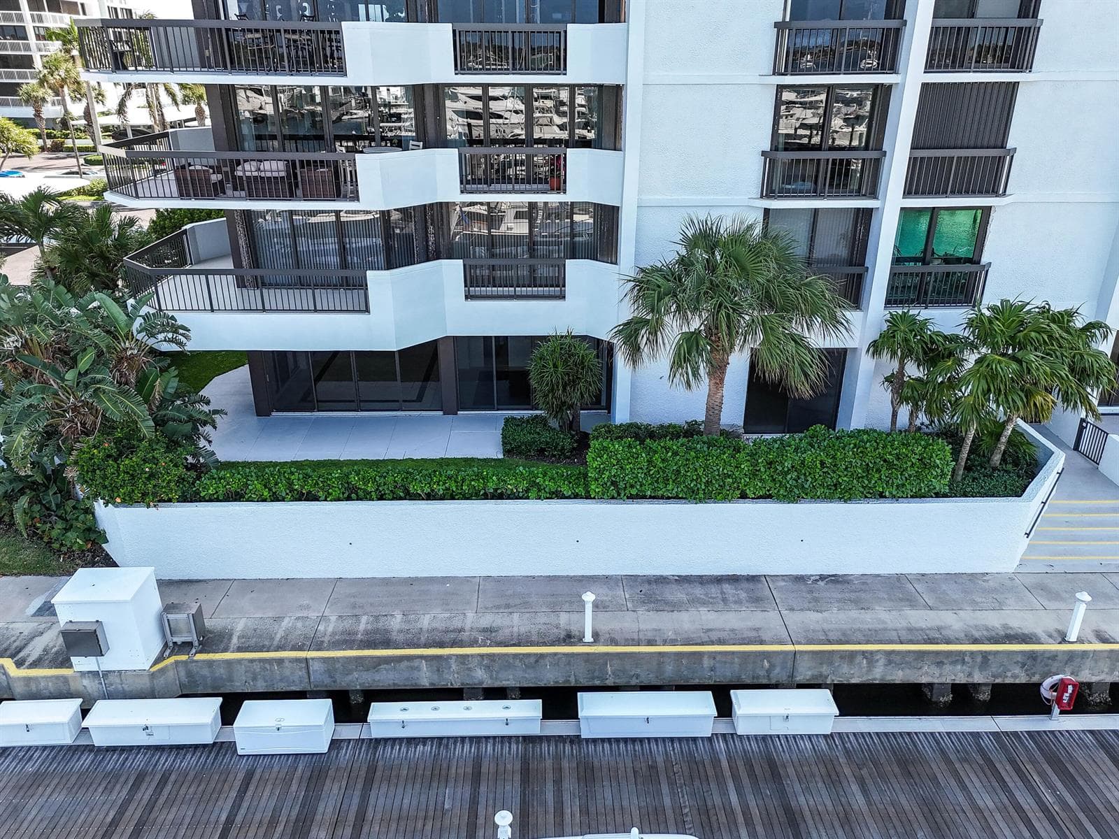 108 Lakeshore Drive 140 photo 16