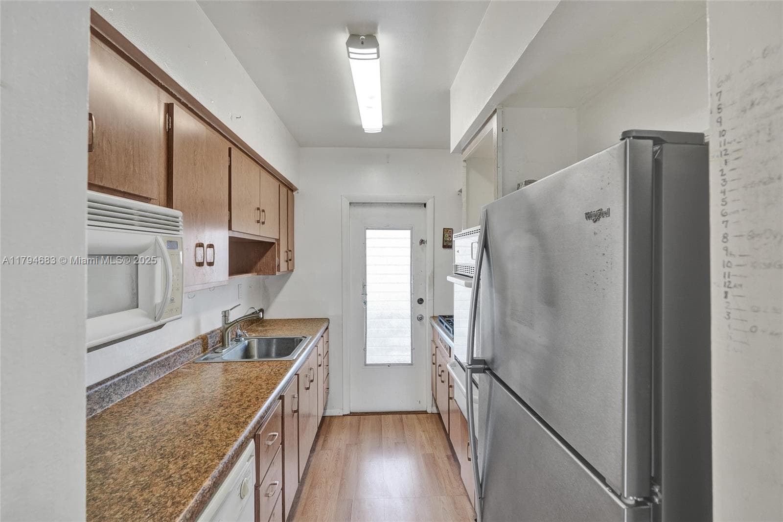 13105 Ixora Ct 319 photo 12