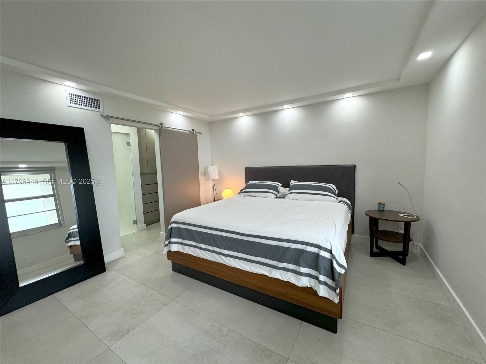 9500 W Bay Harbor Dr 6B photo 9