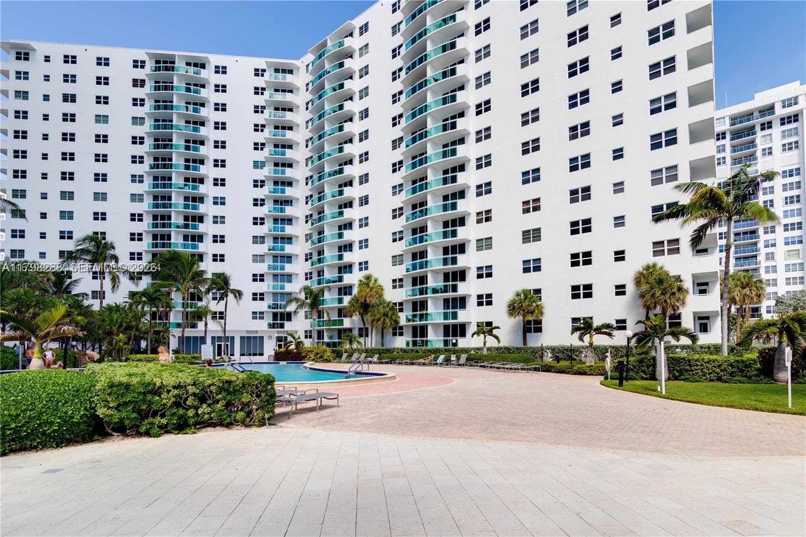 3001 S Ocean Dr 443 photo 18
