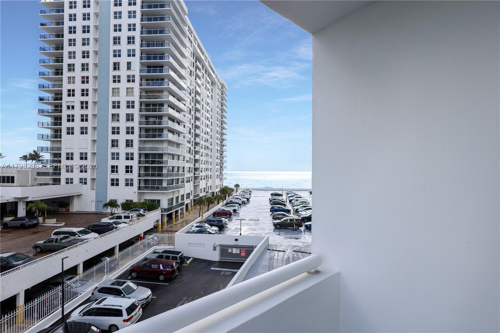 3001 S Ocean Dr 443 photo 21