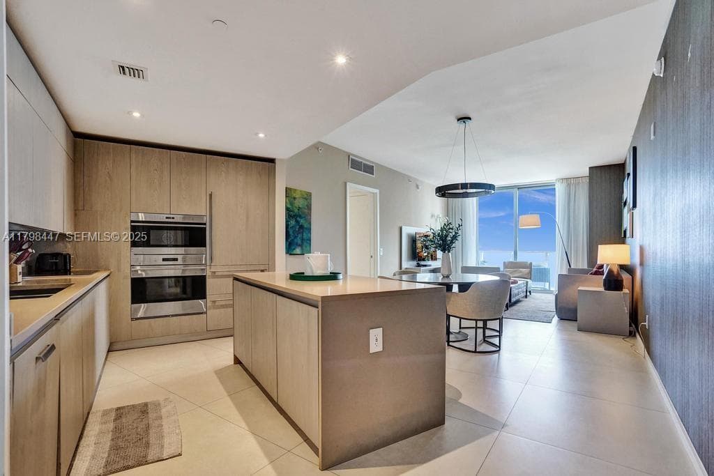 4111 S Ocean Dr 2803 photo 8