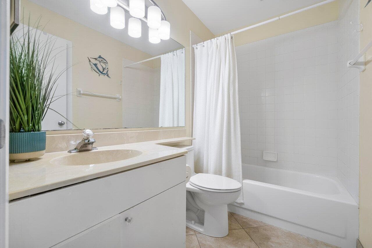 120 Inlet Way 204 photo 23