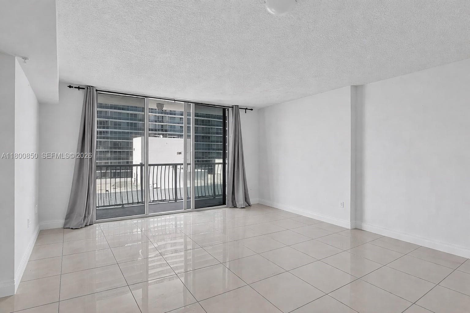 1750 N Bayshore Dr 4007 photo 9