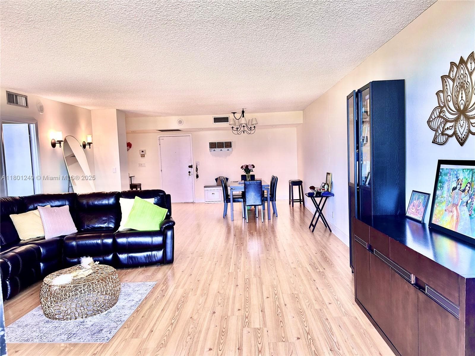 600 Three Islands Blvd 905 photo 5