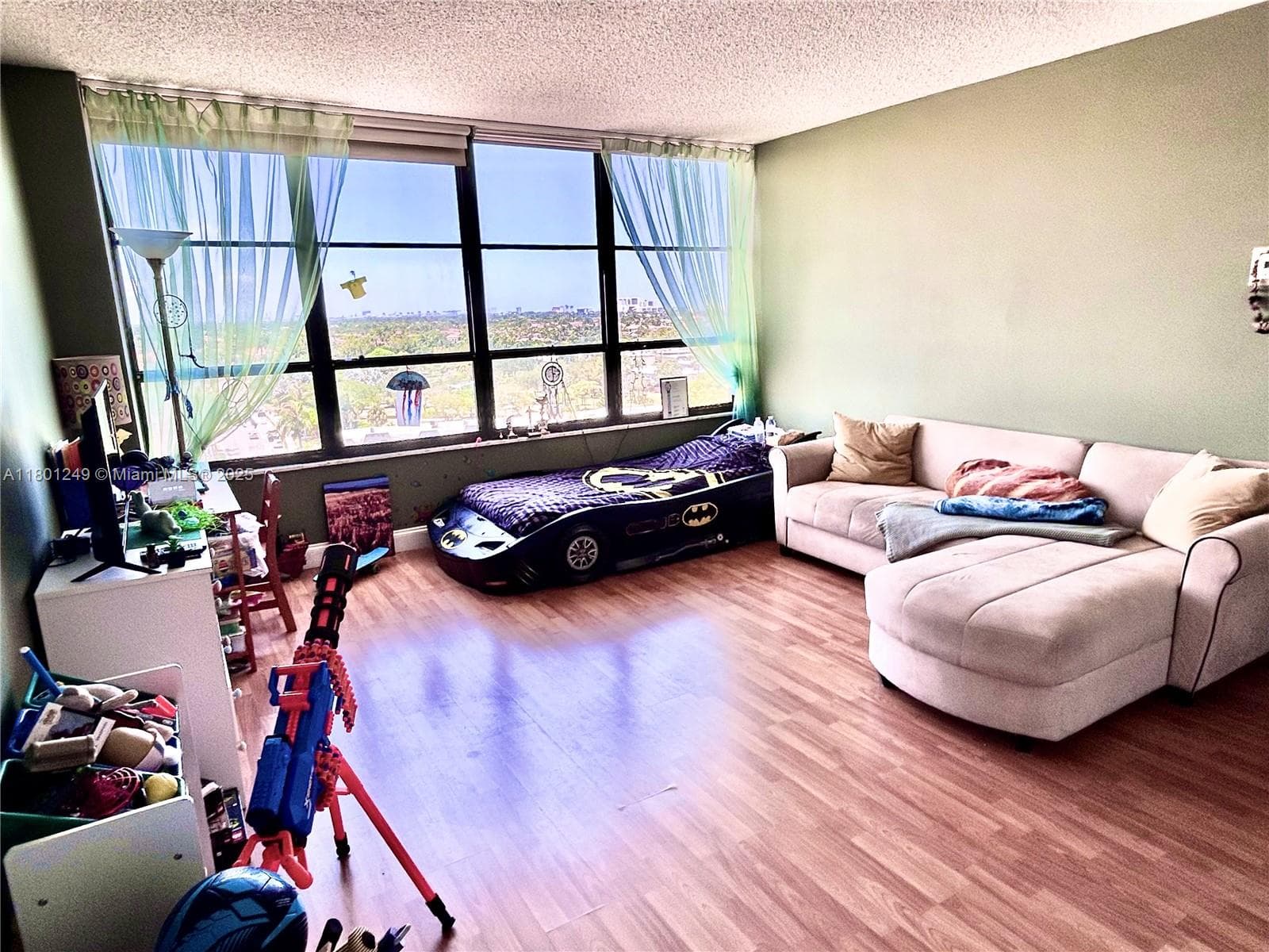 600 Three Islands Blvd 905 photo 8