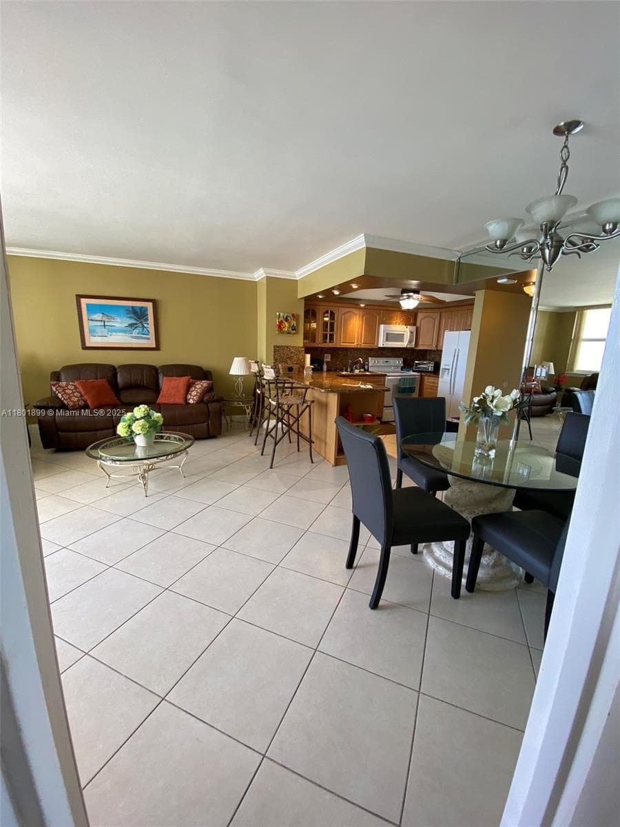 3180 S Ocean Dr 403 photo 22