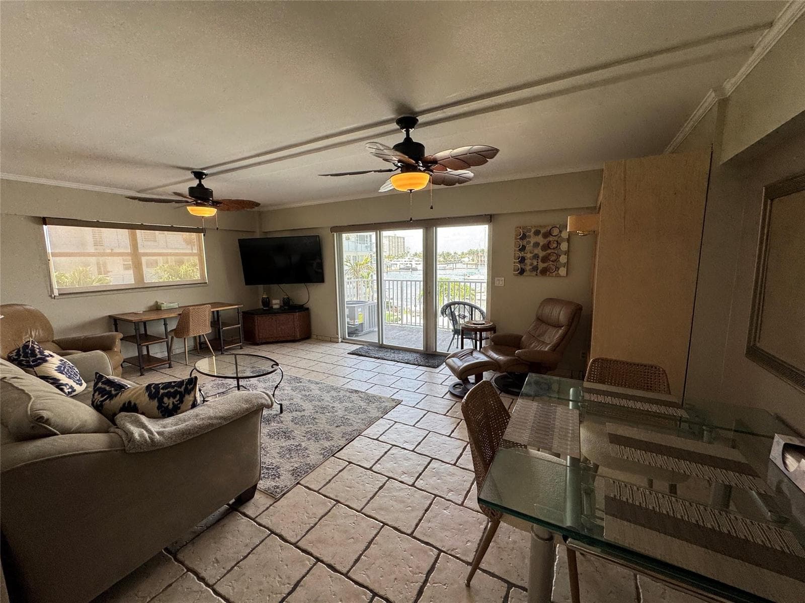 95 N Birch Road 301 photo 6