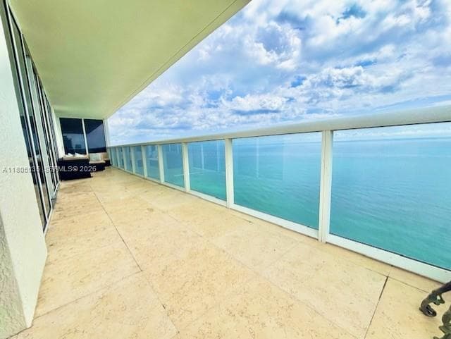 1830 S Ocean Dr 3702 photo 3