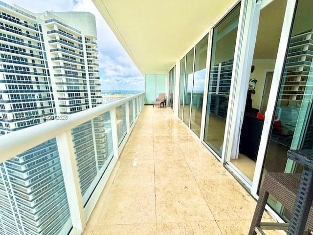 1830 S Ocean Dr 3702 photo 8