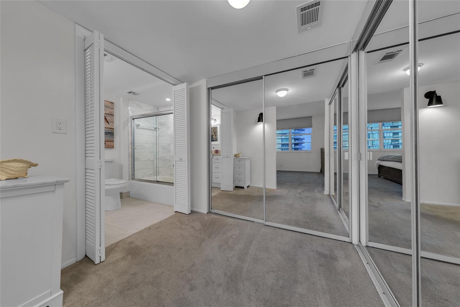 750 N Ocean Boulevard 1503 photo 13