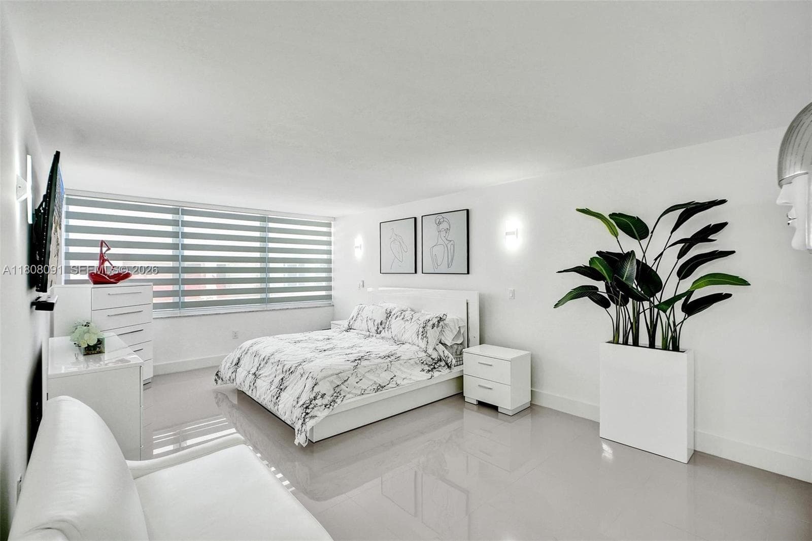 2751 S Ocean Dr 301S photo 9