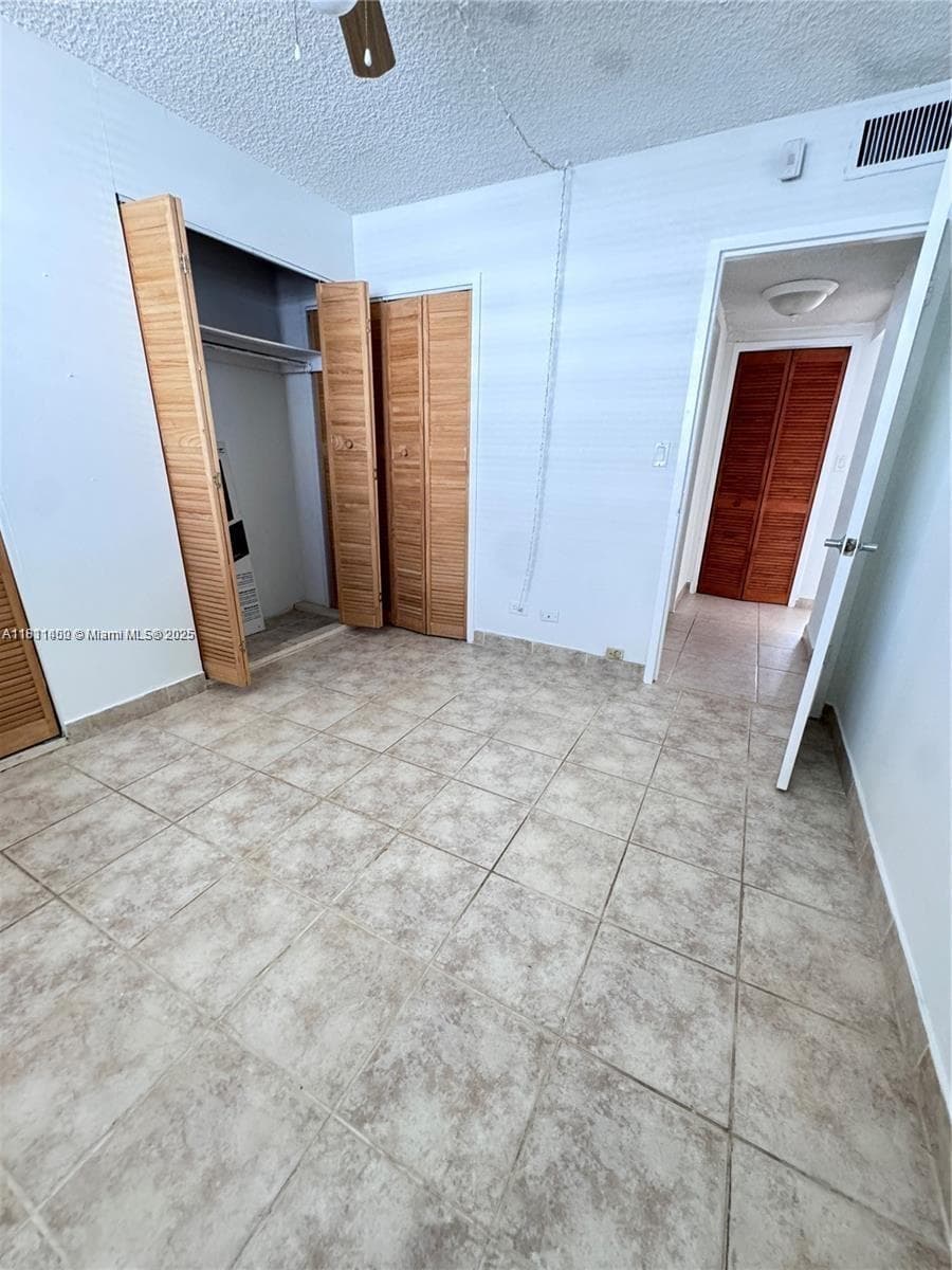 3660 NE 166th St 603 photo 7