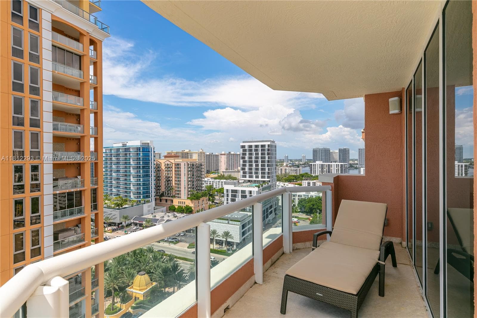 17875 Collins Ave 1706 photo 17