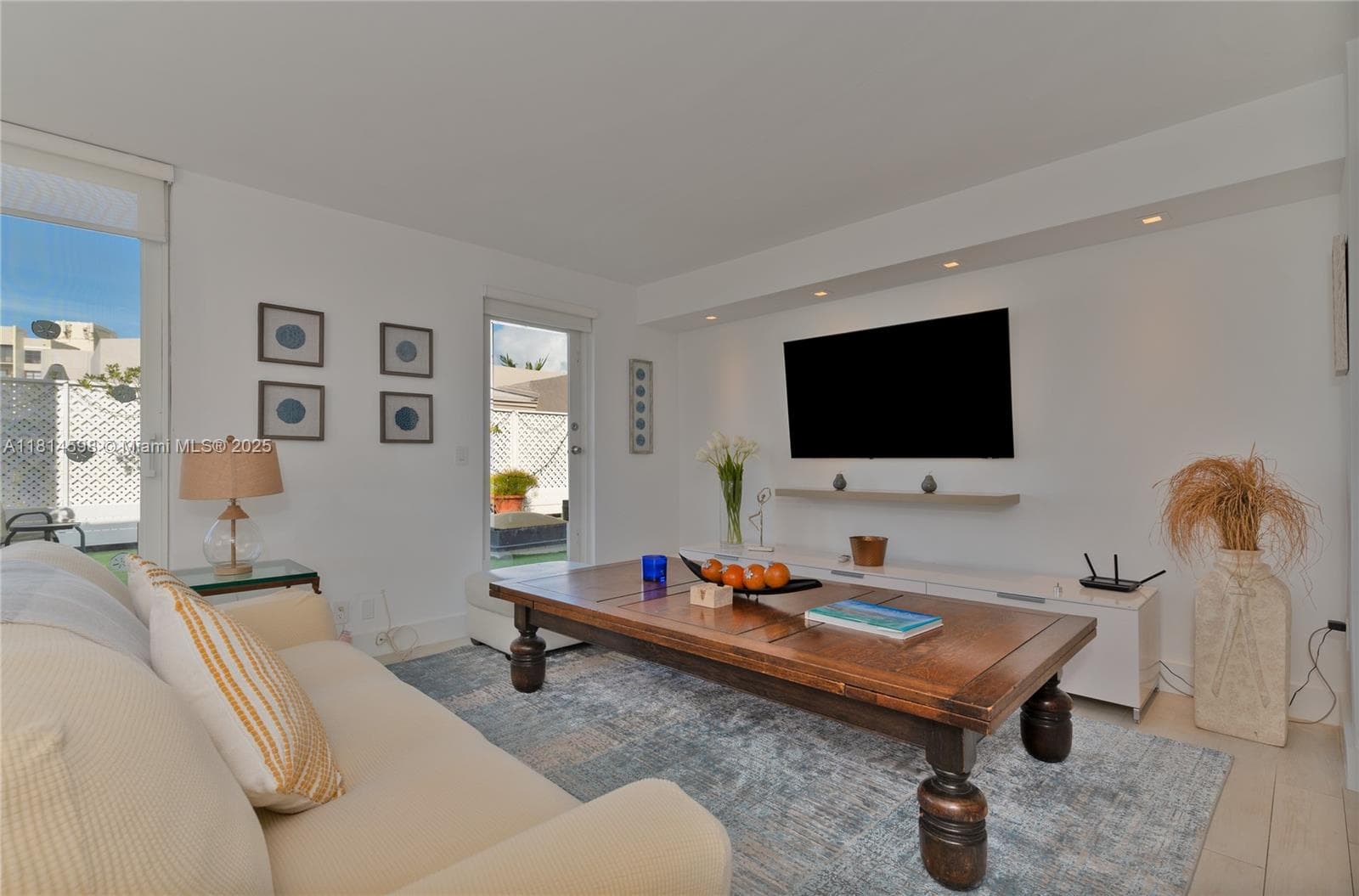 101 Crandon Blvd 480 photo 6