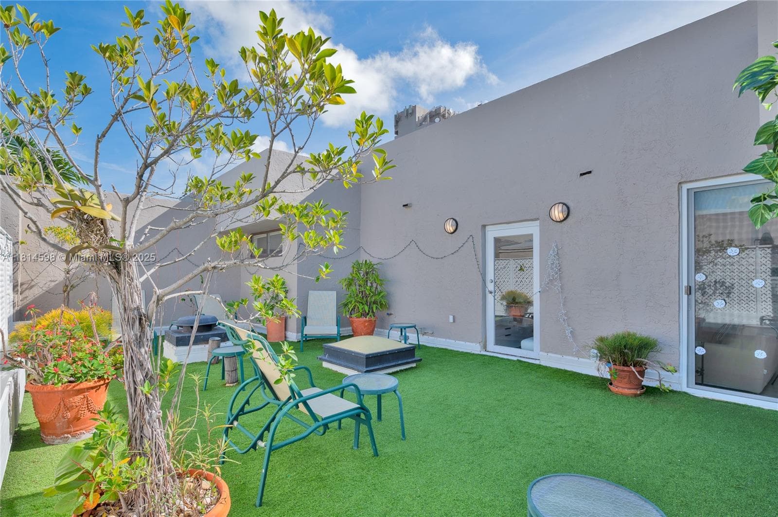 101 Crandon Blvd 480 photo 13