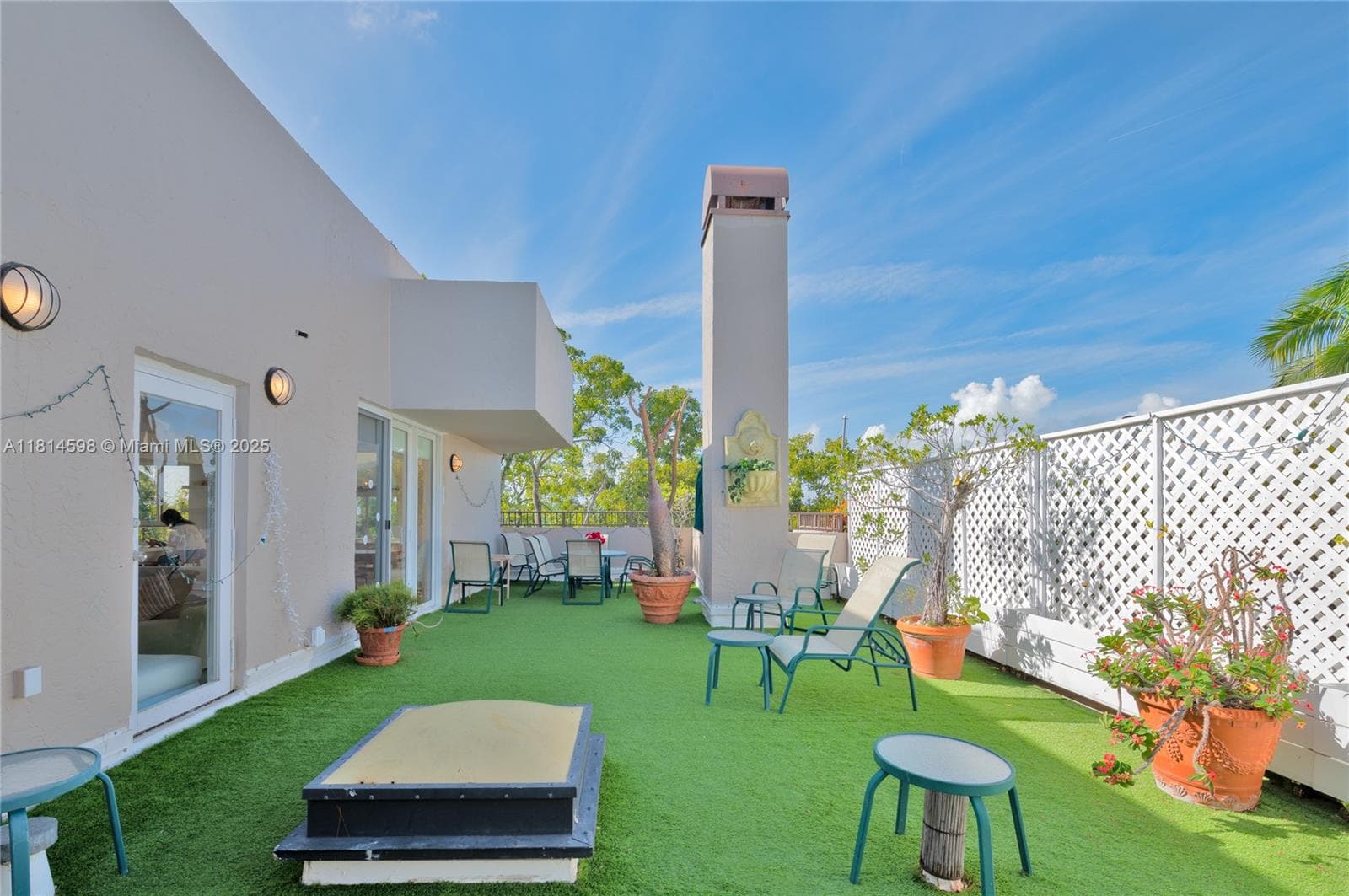 101 Crandon Blvd 480 photo 12