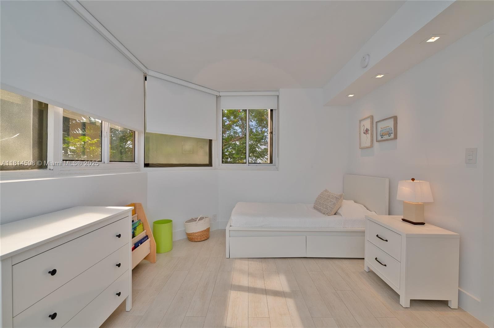 101 Crandon Blvd 480 photo 22
