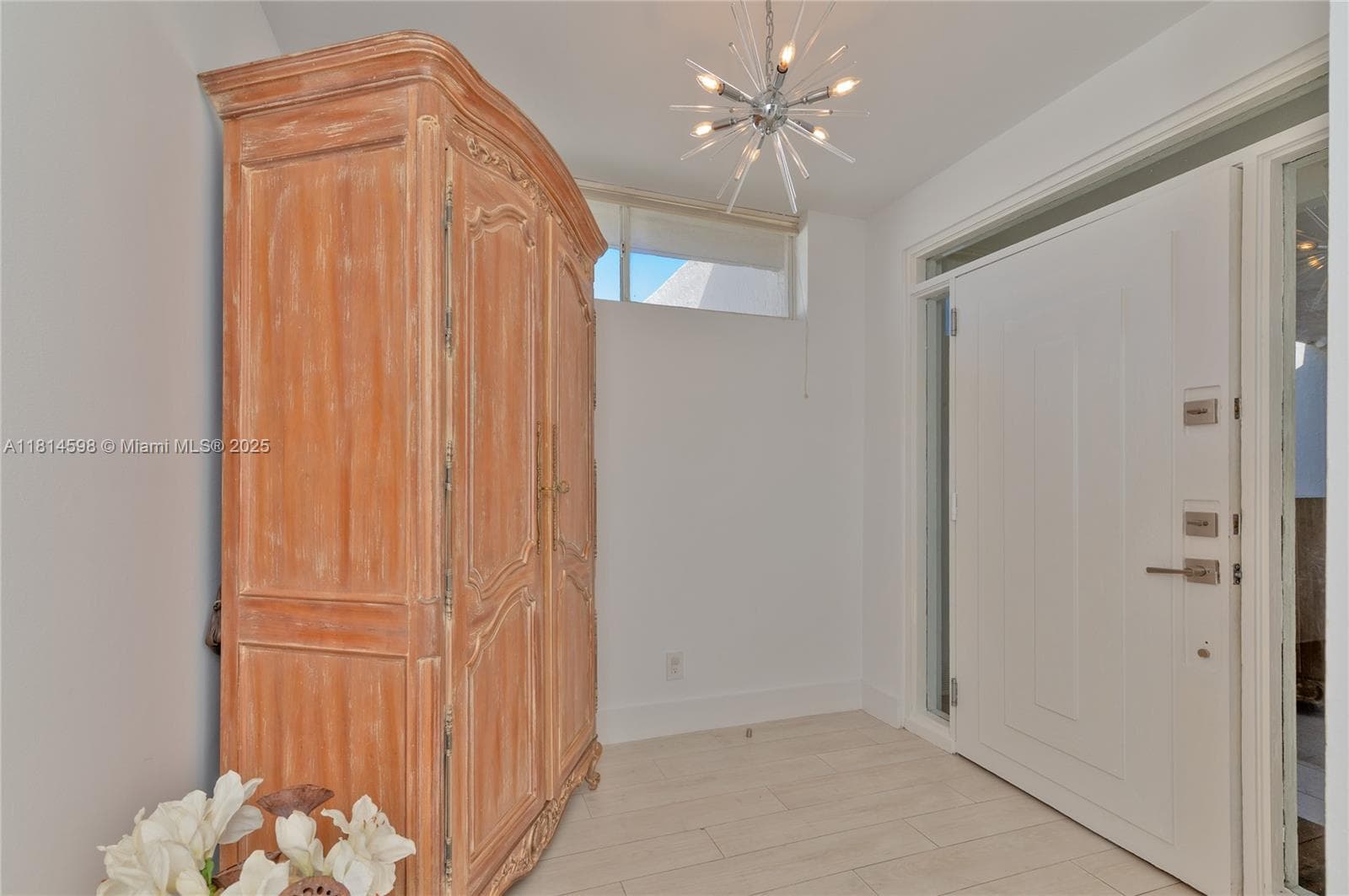 101 Crandon Blvd 480 photo 3
