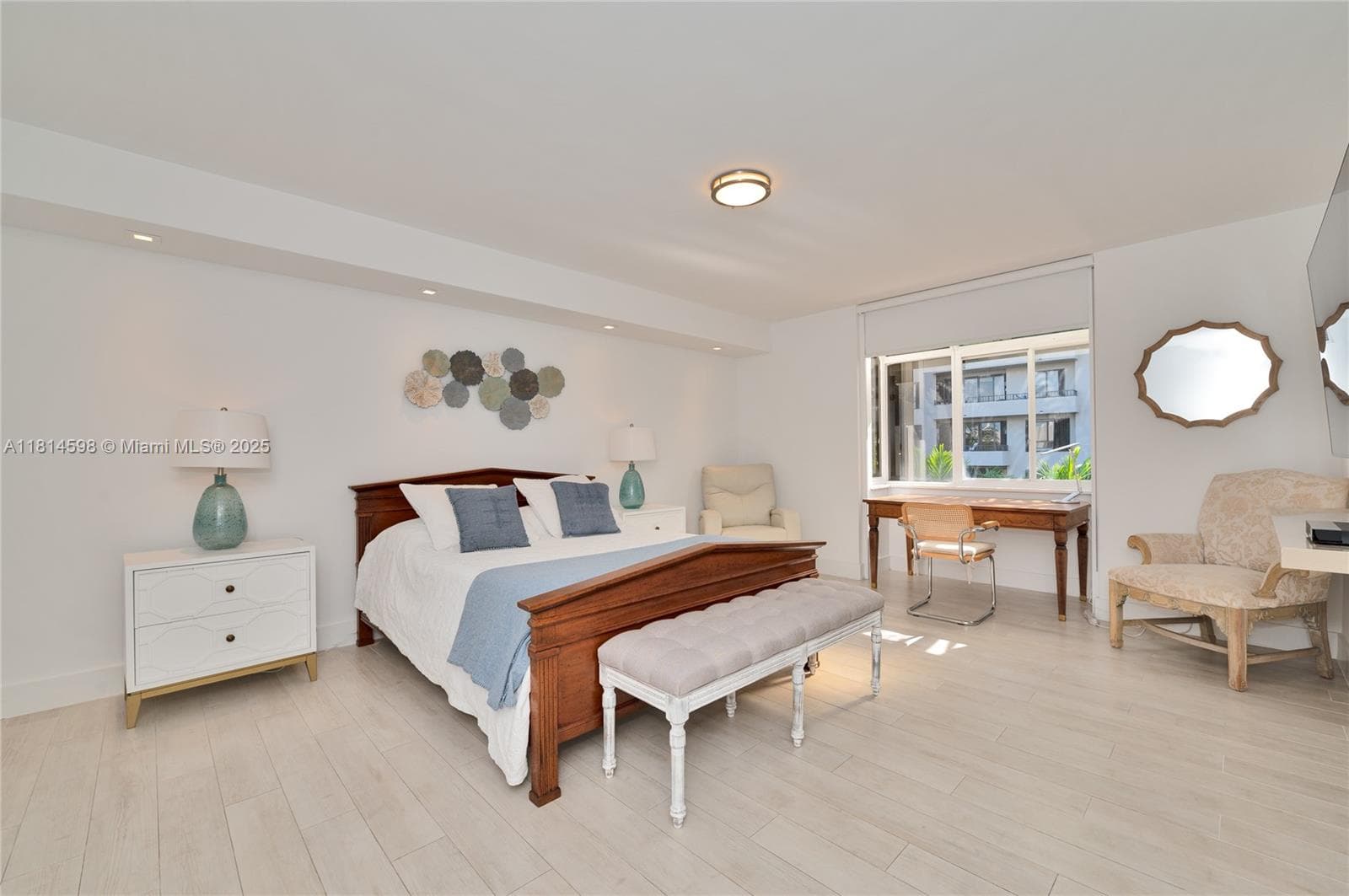101 Crandon Blvd 480 photo 15