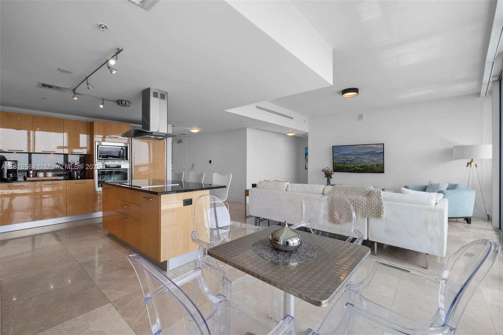 6899 Collins Ave 2707 photo 16
