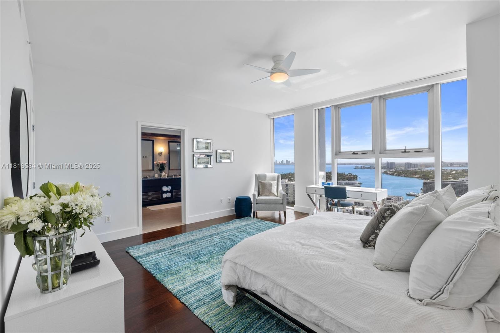 6899 Collins Ave 2707 photo 9