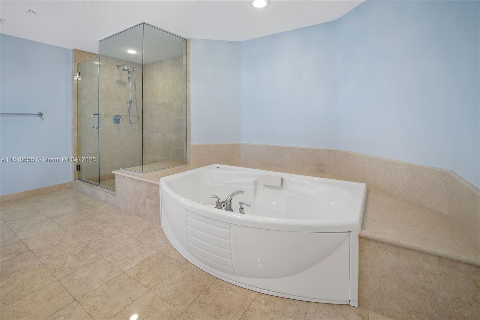 3101 S Ocean Dr 2708 photo 25