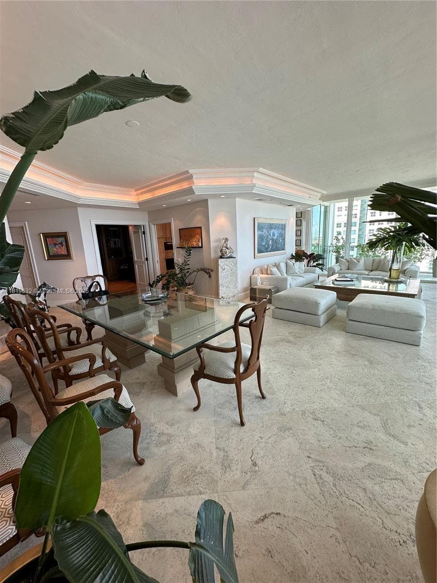 2645 S Bayshore Dr 1403 photo 23
